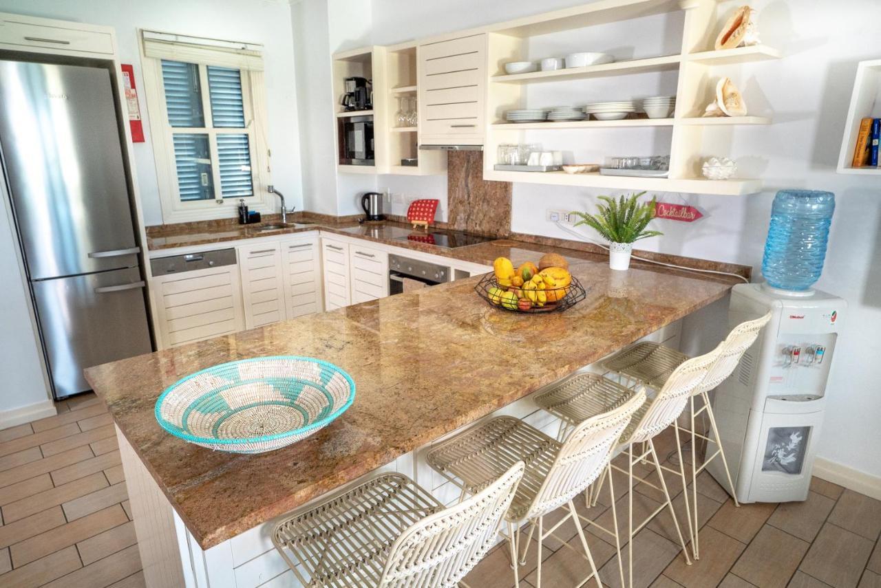 P146A13 - Eden Island Self Catering Apartment Self Check In Екстериор снимка